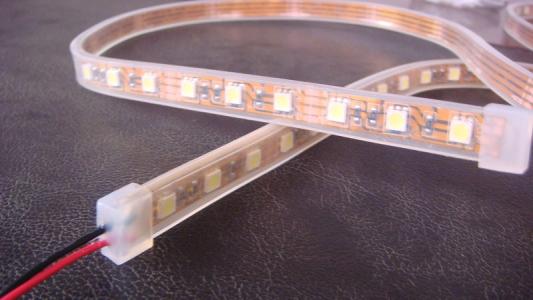 led灯条PSE认证的标准JISC8105详解-贝斯通检测认证机构中心